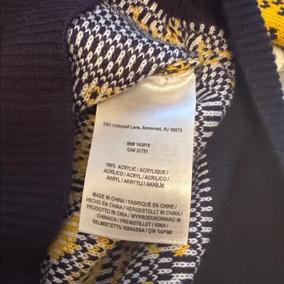 Nashville Predators Yellow Holiday Sweater - Picture 2 of 4